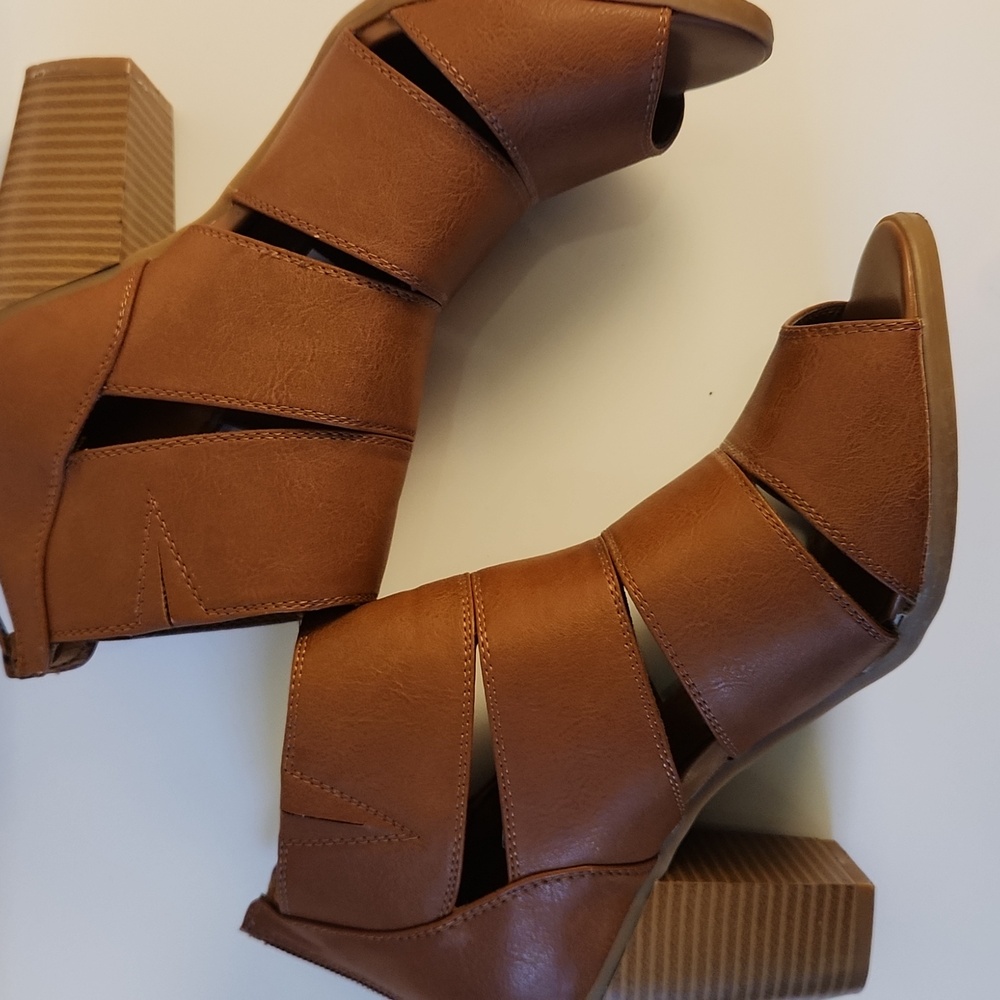 Sonoma Life+Style Saddle Brown Peep Toe Booties – Size 8.5 - Picture 12 of 13